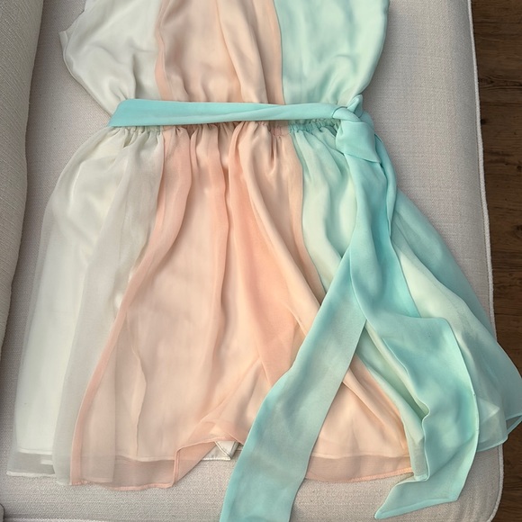 Victoria’s Secret size small dress - Picture 2 of 3